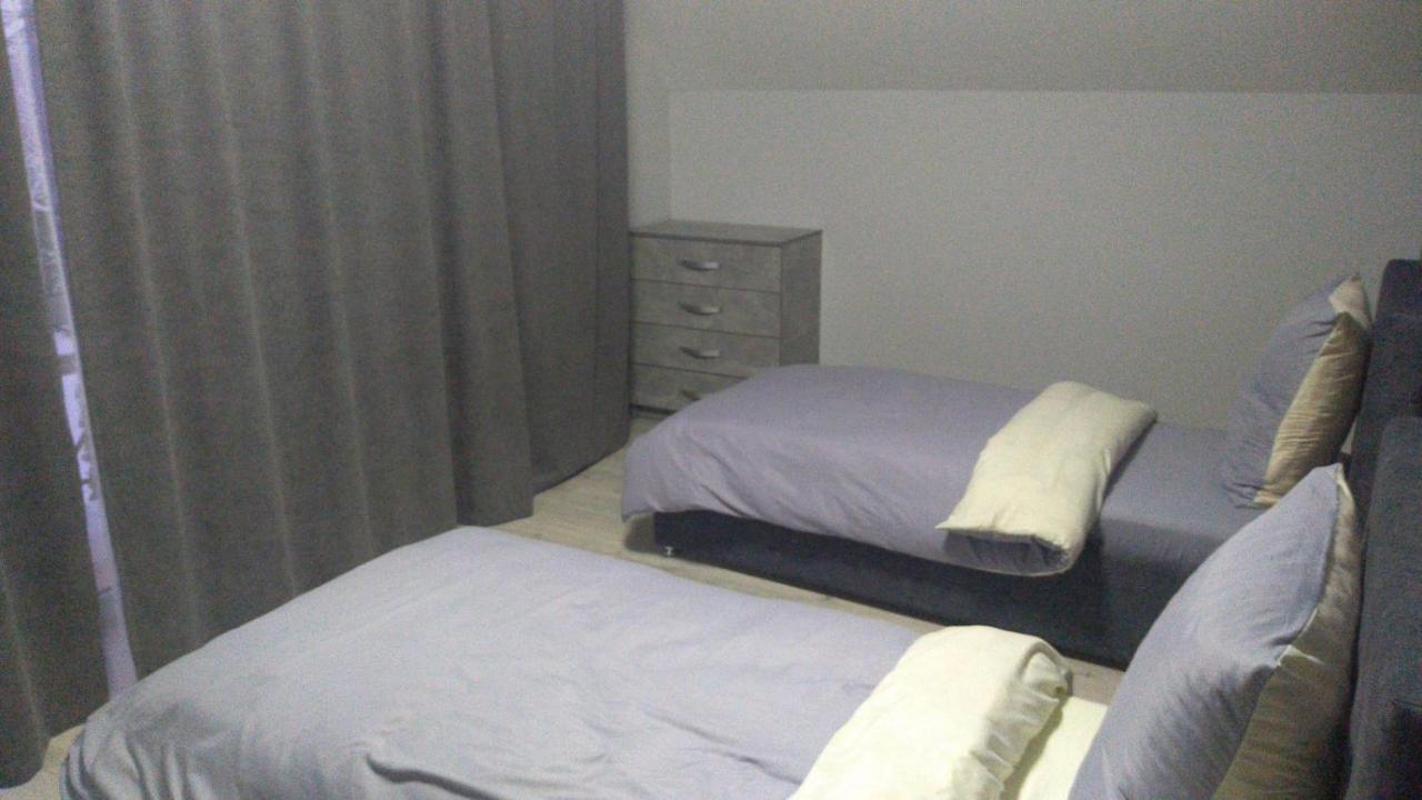 Uzhorod 3 Room Lovely House Exteriör bild