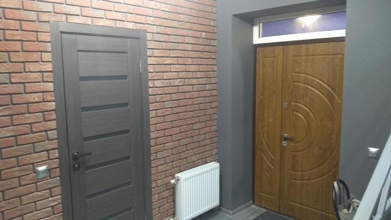 Uzhorod 3 Room Lovely House Exteriör bild